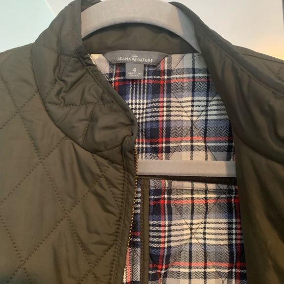 LL Bean Signature Quilted Jacket - Picture 2 of 3